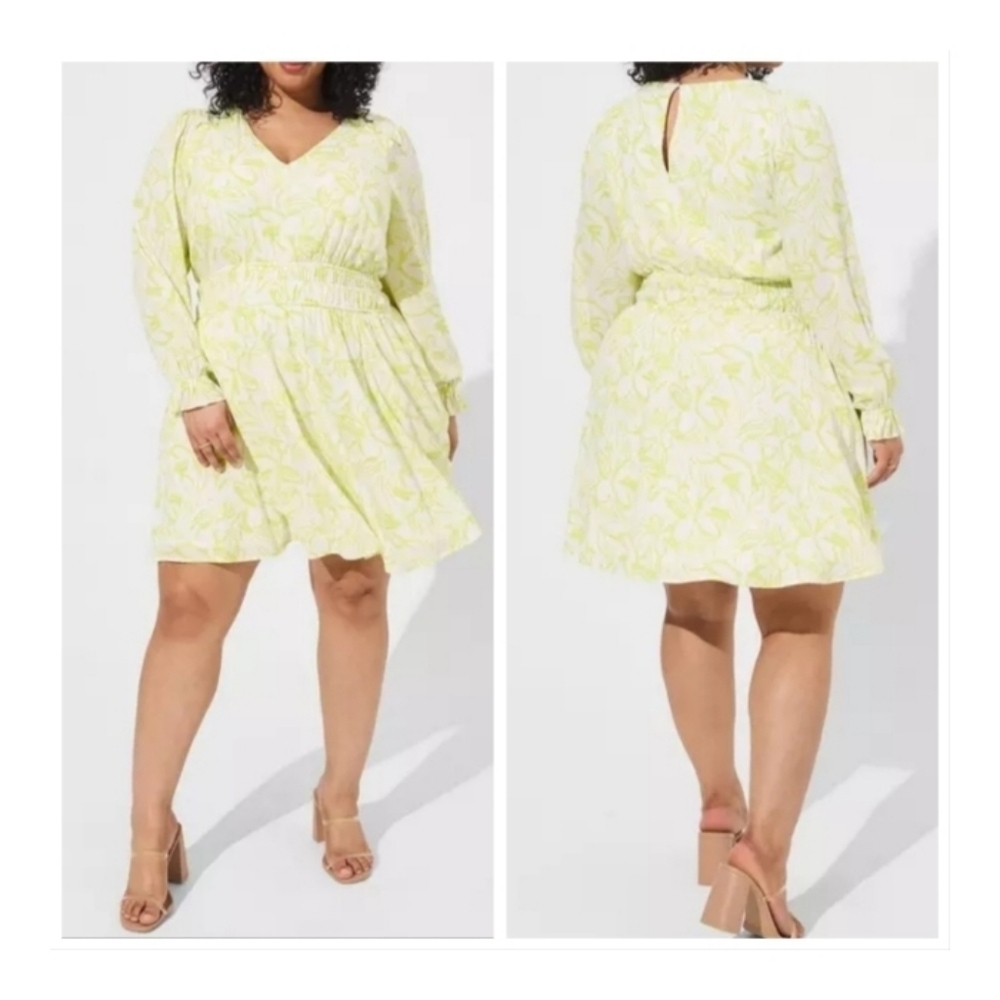 Torrid Mini Wash Gauze Wide Smocked Waist Skater Dress Lemon Lime Floral Size 1X